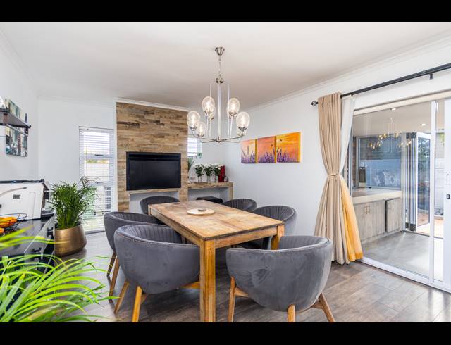 3 BEDROOM FREESTANDING FOR SALE IN SUNNINGDALE